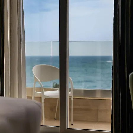 Qawra Palace & 4*