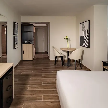 Qawra Palace & Hotel 4*