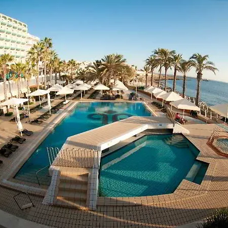 Qawra Palace & 4*