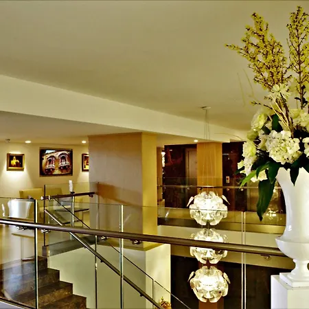 Qawra Palace & Hotel