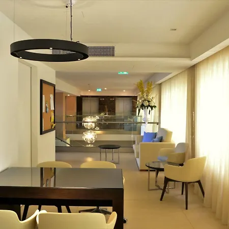 Hotel Qawra Palace & St. Paul's Bay