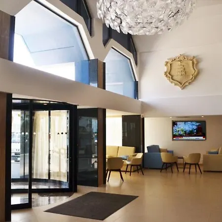 Hotel Qawra Palace & St. Paul's Bay