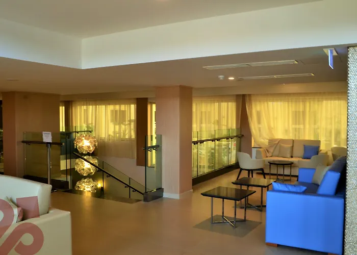 酒店 Qawra Palace &