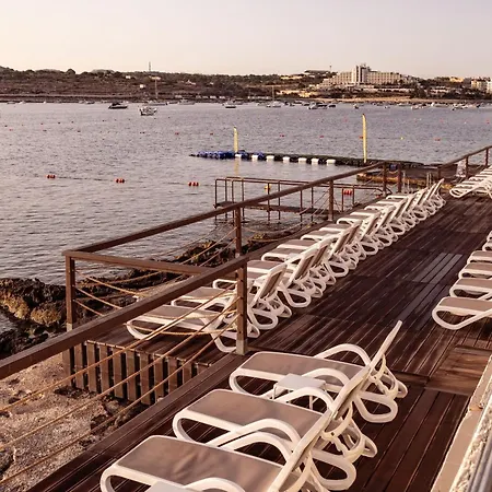 Qawra Palace & St. Paul's Bay