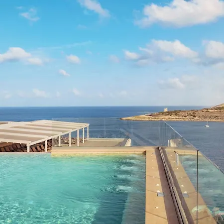 Qawra Palace & Ξενοδοχείο Σεντ Πόλς Μπέι