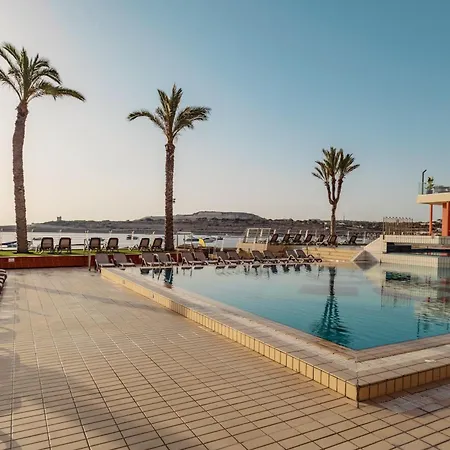 Hotel Qawra Palace &