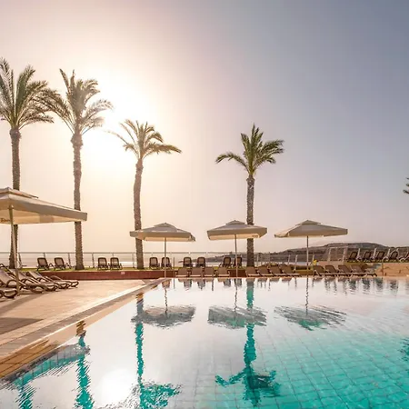 Qawra Palace & 4*