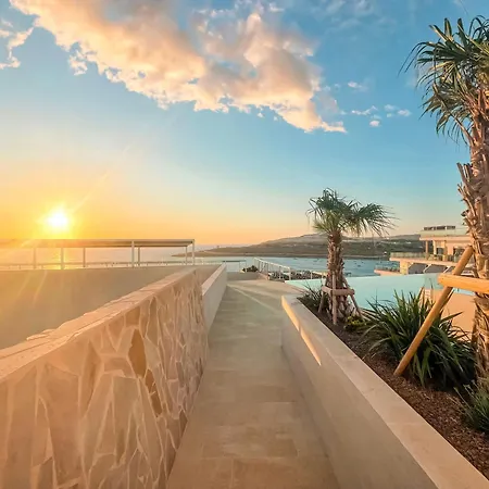 Qawra Palace & Hotel St. Paul's Bay