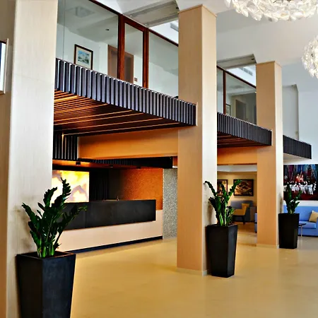 Hotel Qawra Palace & St. Paul's Bay