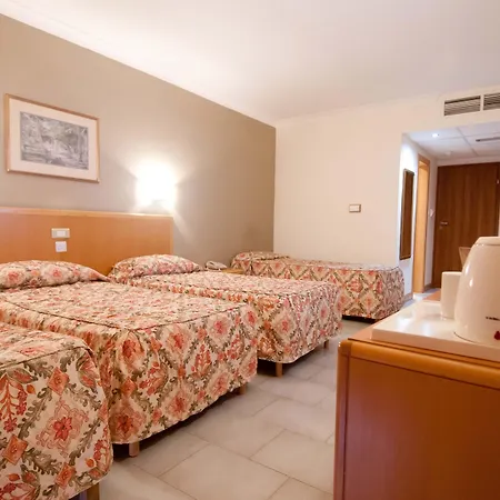 Qawra Palace & Ξενοδοχείο