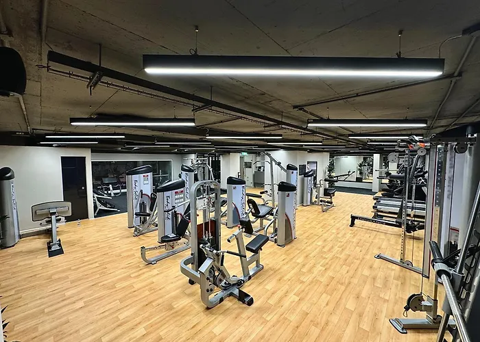 Qawra Palace & St. Paul's Bay