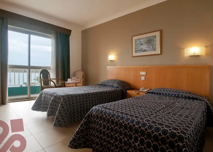 Hotel Qawra Palace &