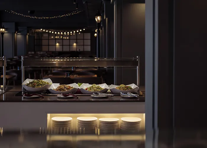 Qawra Palace & Hotel St. Paul's Bay